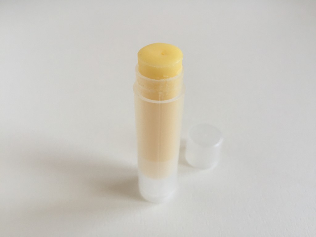 材料３つで簡単 唇がしっとり潤う リップクリーム の作り方 アロマライフスタイル